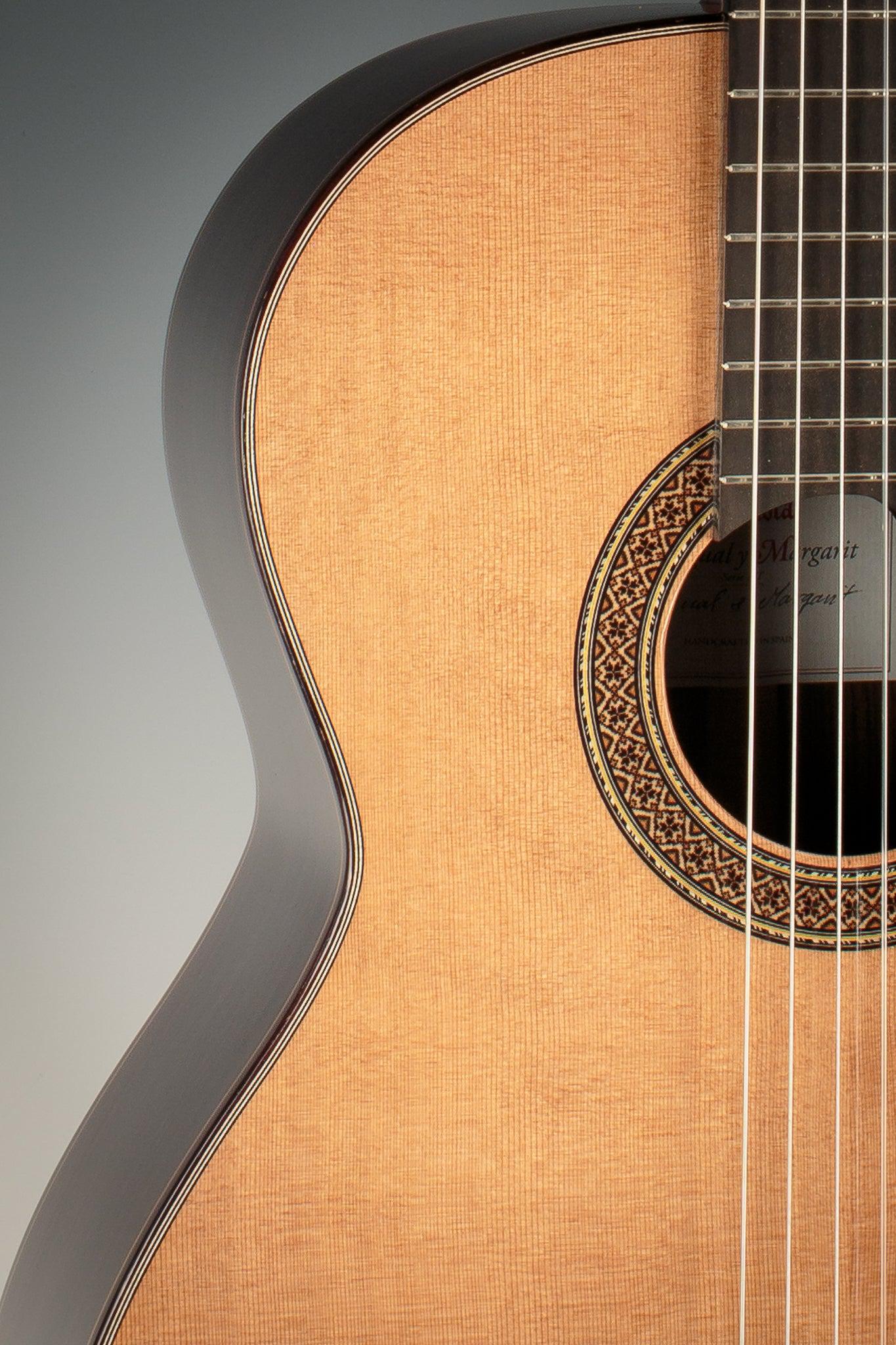 Classical Guitar Supports - 7 Best Options [Comparative Guide]