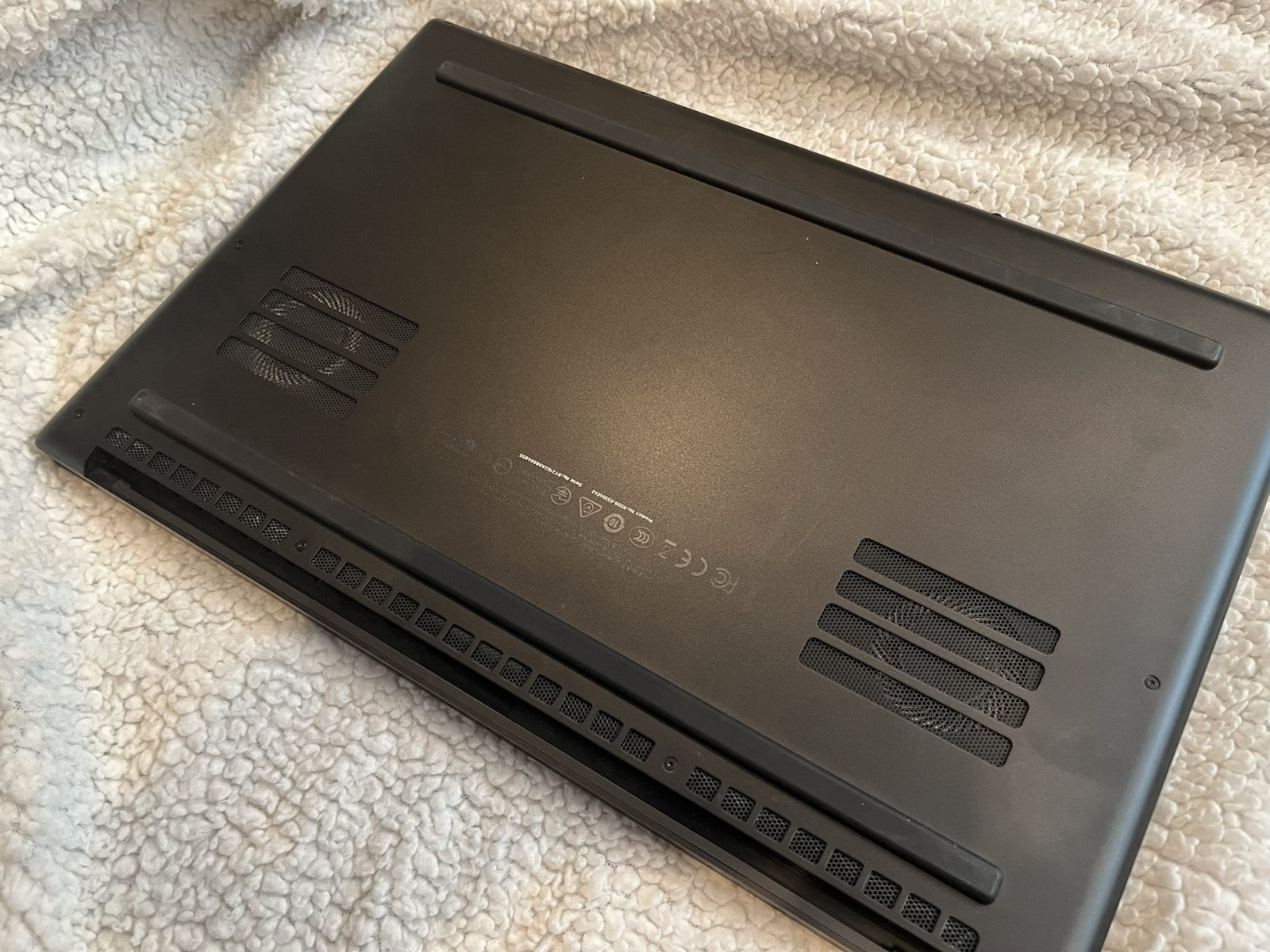 Razer Blade 15 Advanced 2020 Intel Core i7 10th Gen RTX 2070 2TB NVME 32GB RAM