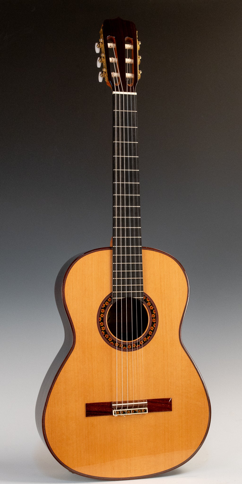 Ramirez Estudio 140 Cedar Top Classical Guitar