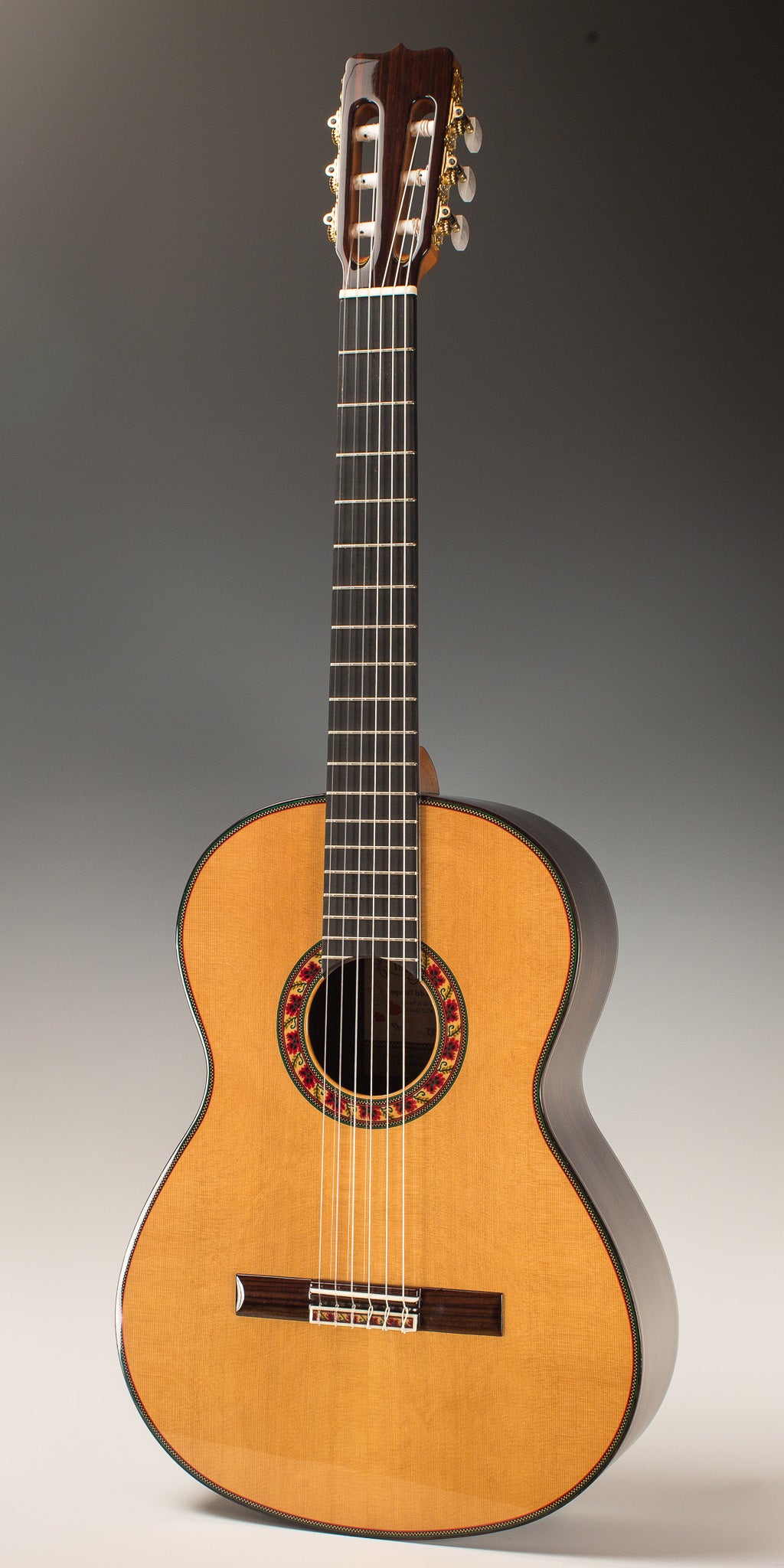 Ramirez Guitarra Del Tiempo Cedar - LEFT-HANDED Classical Guitar