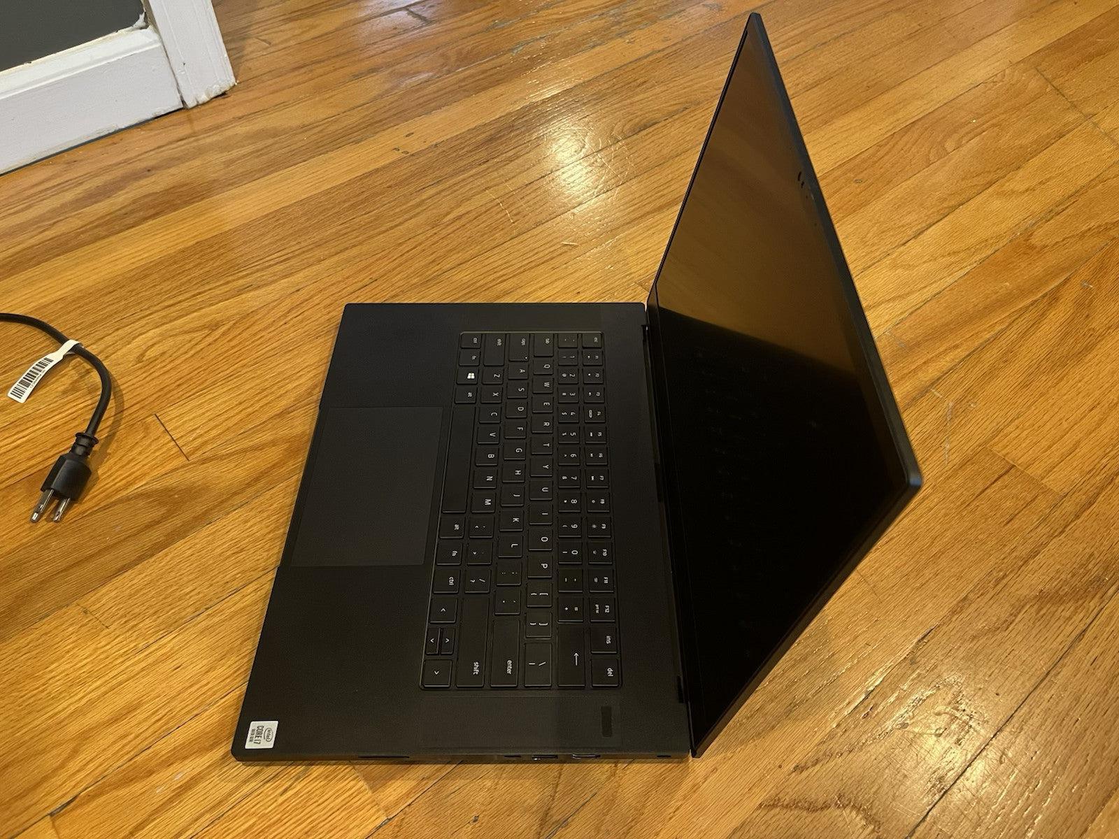 Razer Blade 15 Advanced 2020 Intel Core i7 10th Gen RTX 2070 2TB NVME 32GB RAM