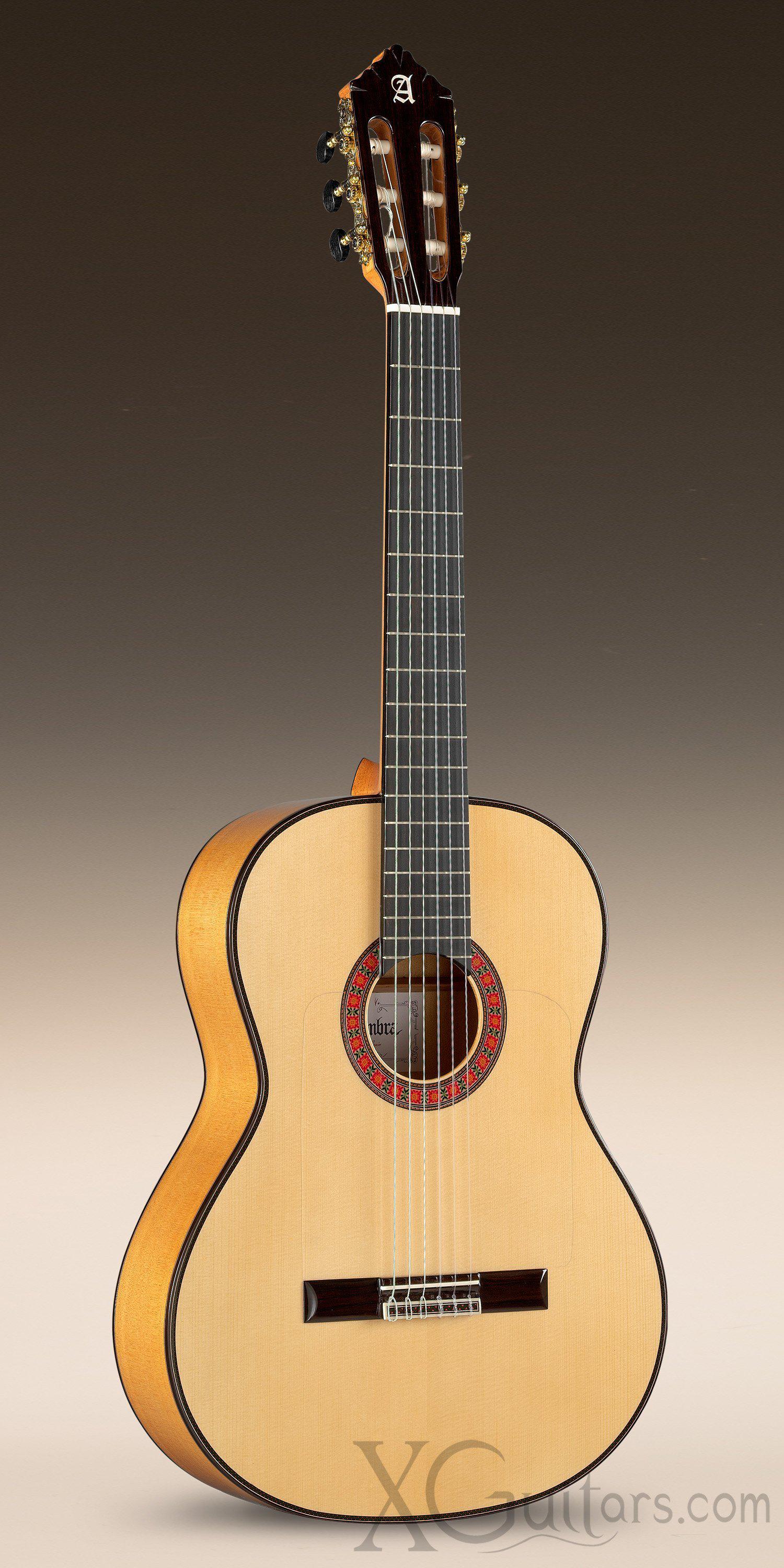 Alhambra 10Fc Blanca Flamenco Guitar