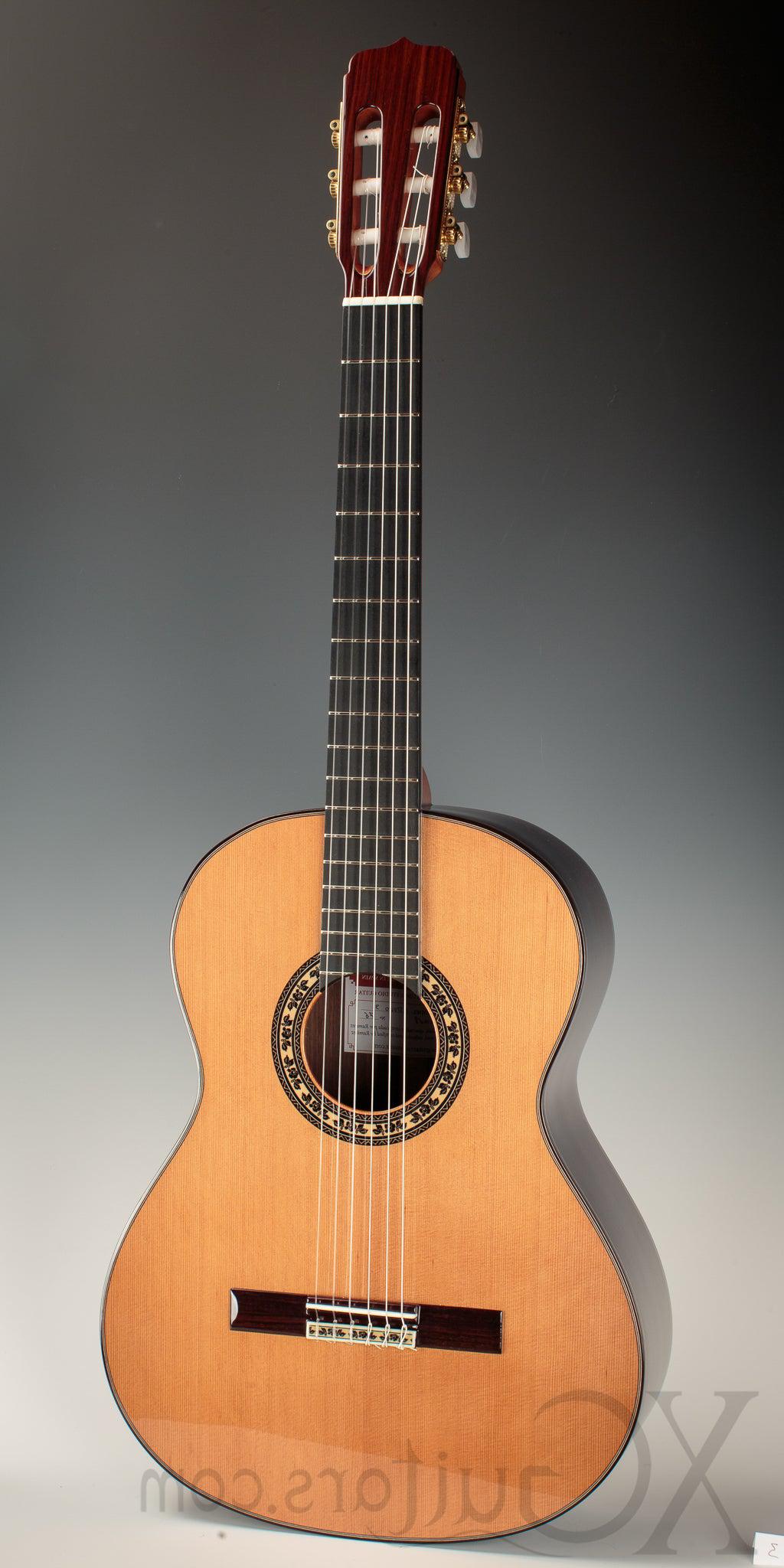 Ramirez Estudio 3 Cedar Classical Guitar - Left-Handed