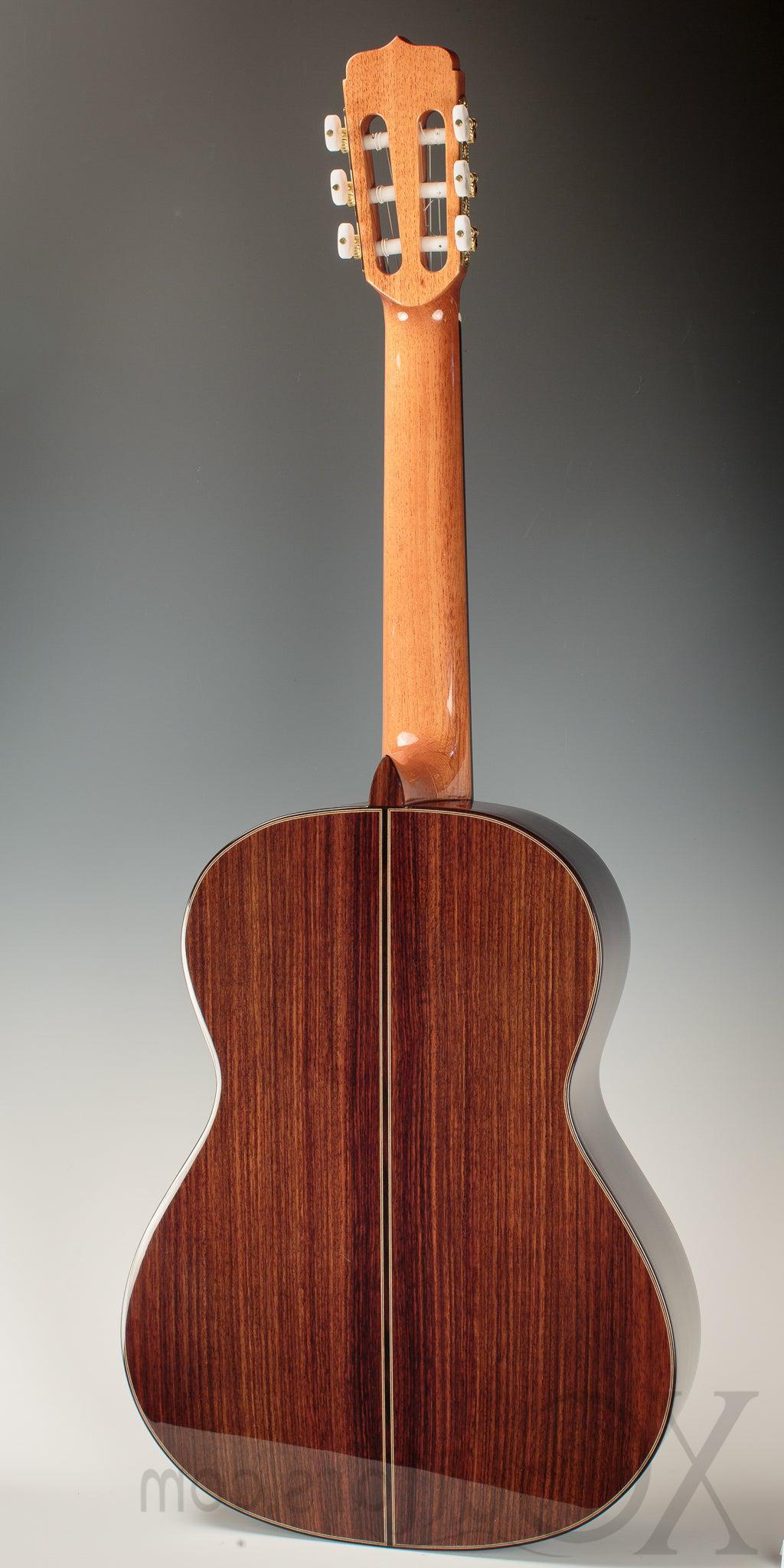 Ramirez Estudio 3 Cedar Classical Guitar - Left-Handed