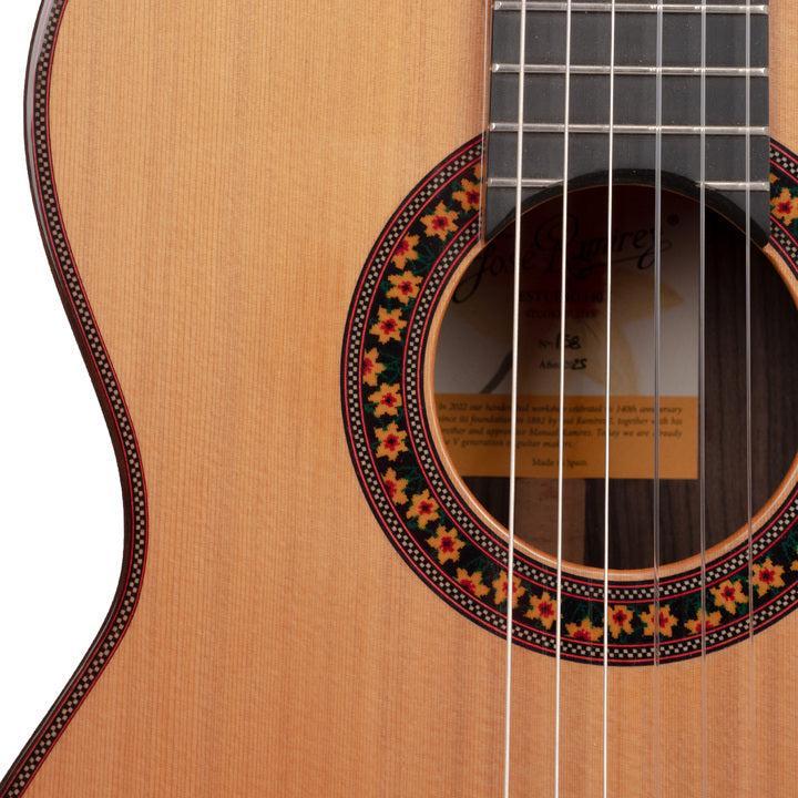 Ramirez Estudio 140 Cedar Top Classical Guitar