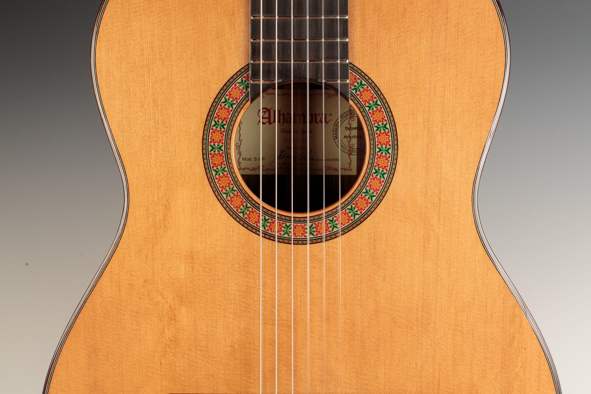 Alhambra 9p Senorita 636mm Scale - 7/8 Size Classical Guitar