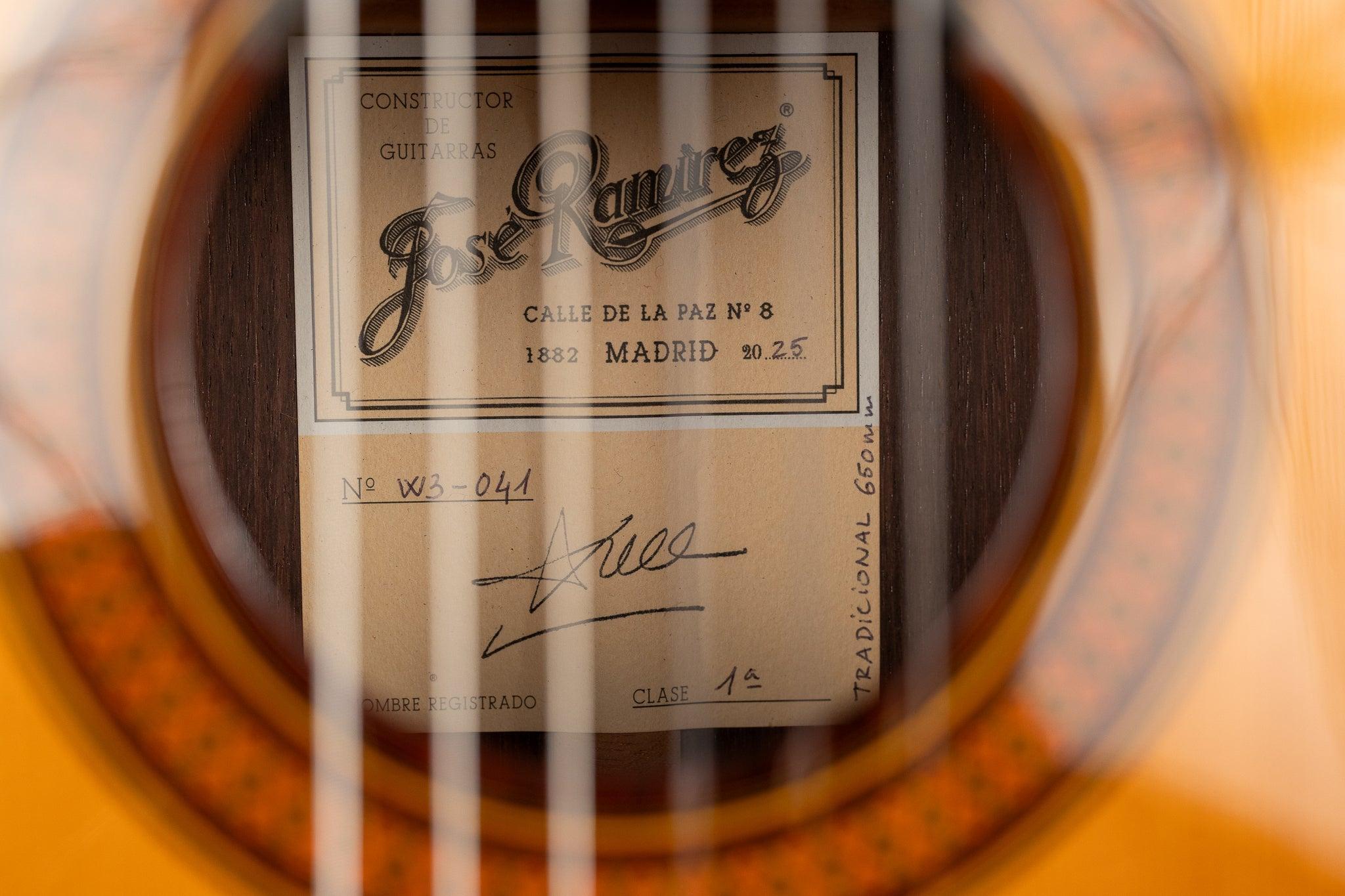 Ramirez 1A Traditional - Cedar Top Classical Guitar