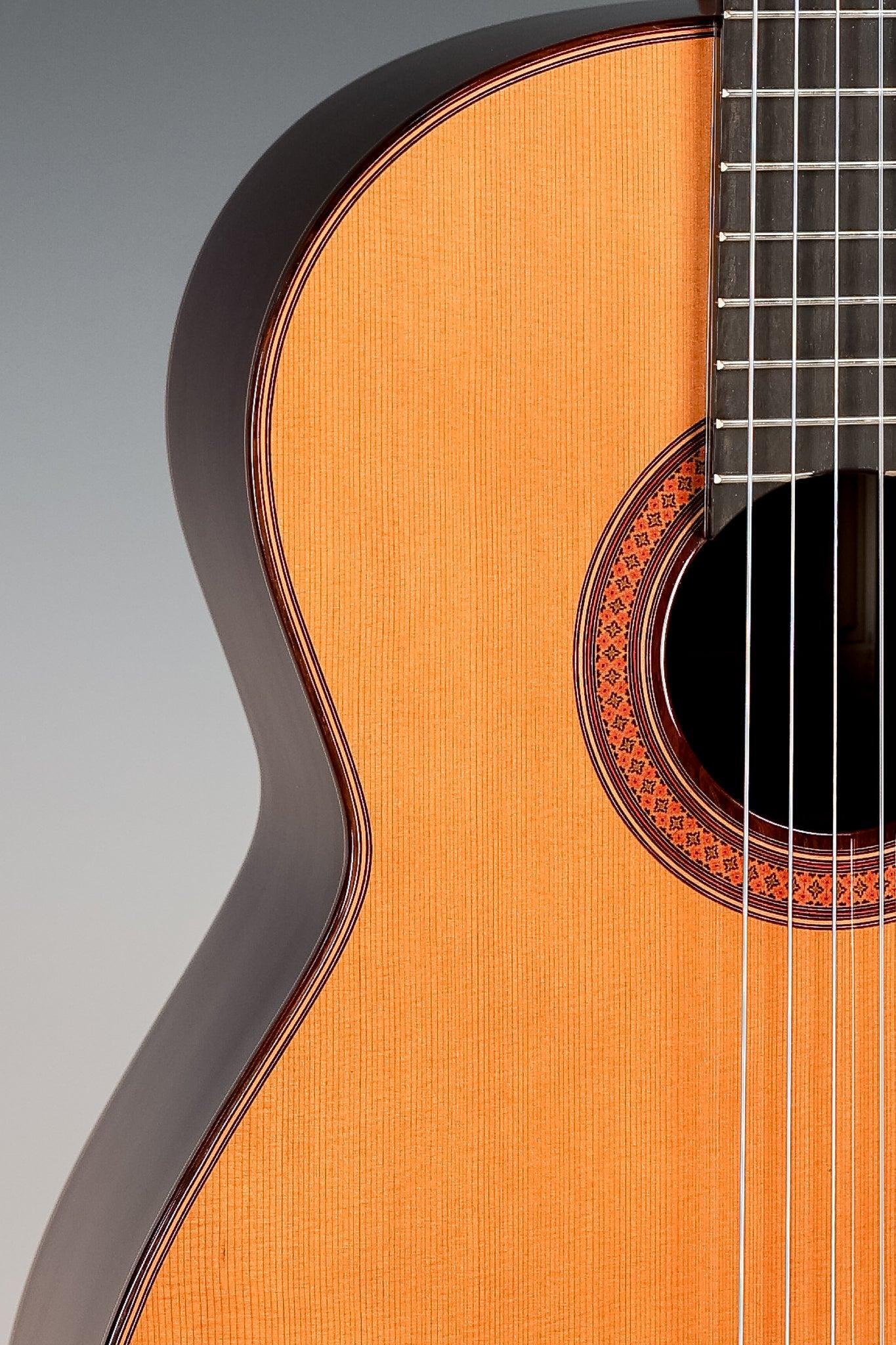 Ramirez 1A Traditional - Cedar Top Classical Guitar