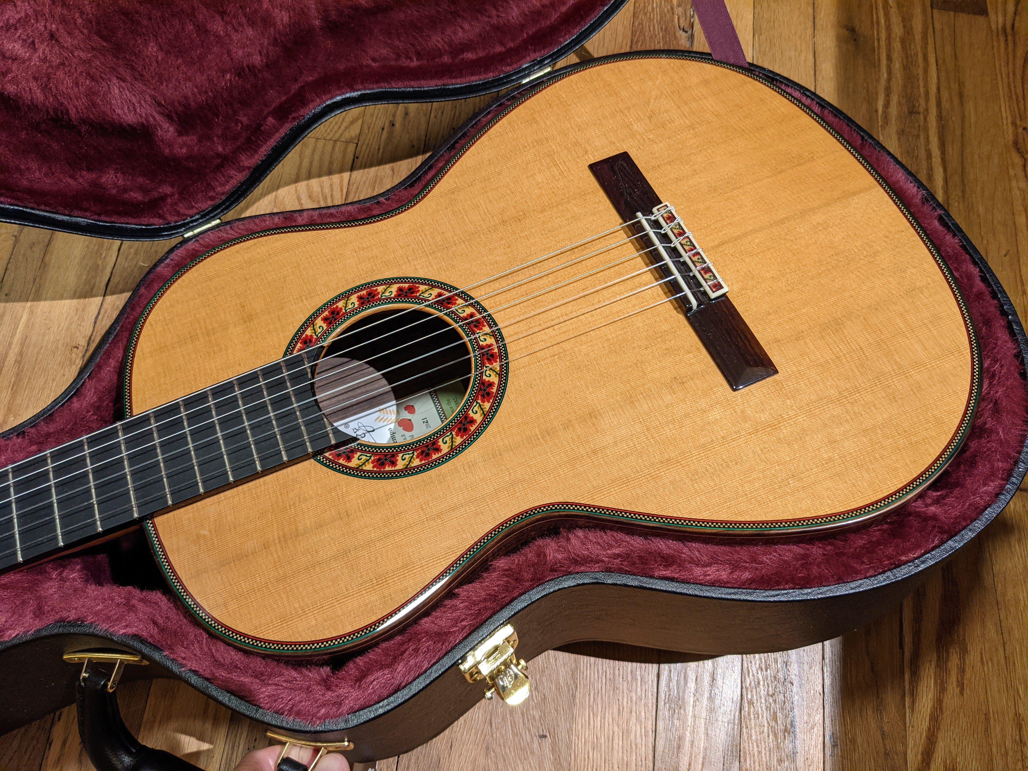 Ramirez Guitarra Del Tiempo Cedar - LEFT-HANDED Classical Guitar