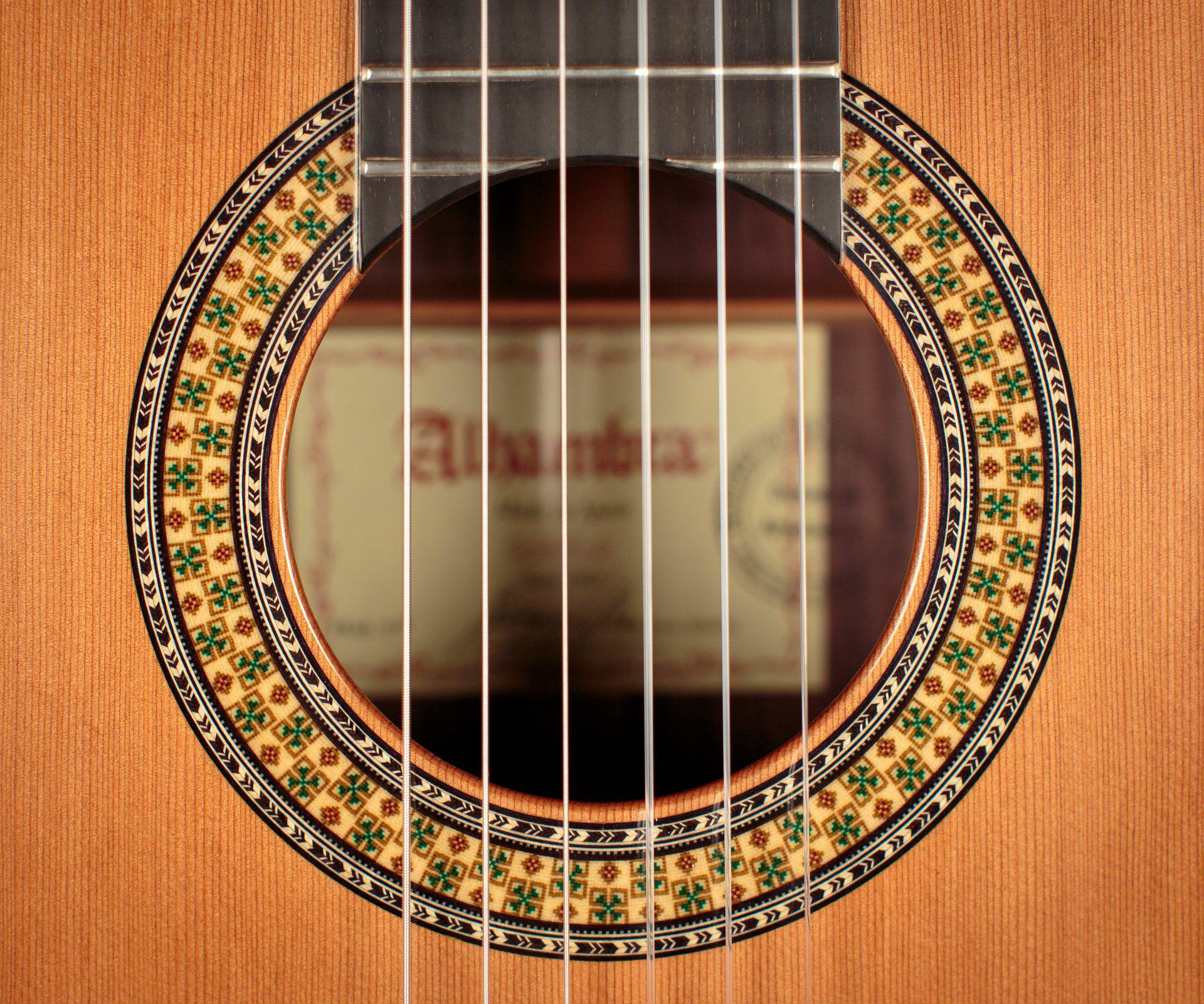 Alhambra 9p Classical Guitar