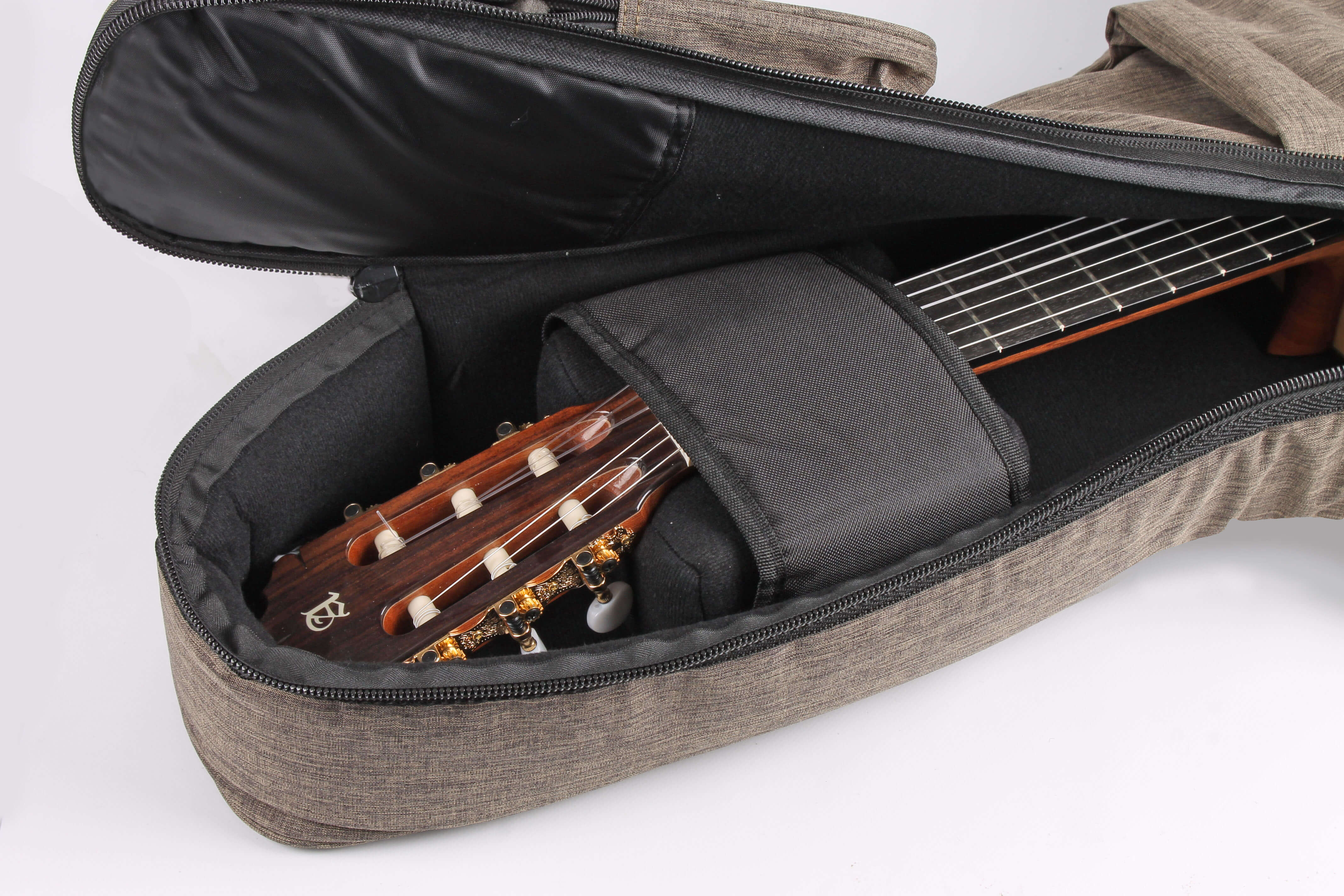 Alhambra 1C Classical Guitar - Handmade in Spain